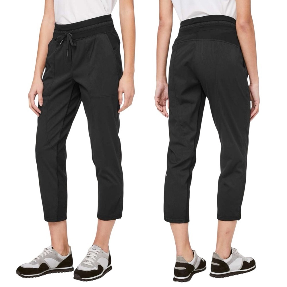 LULULEMON Dance Studio Crop Pants W6AVQS‎
